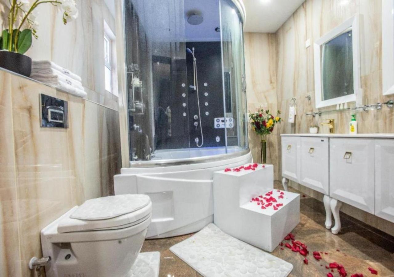 Stayplus Nyali Luxury Suites Mombasa Bagian luar foto